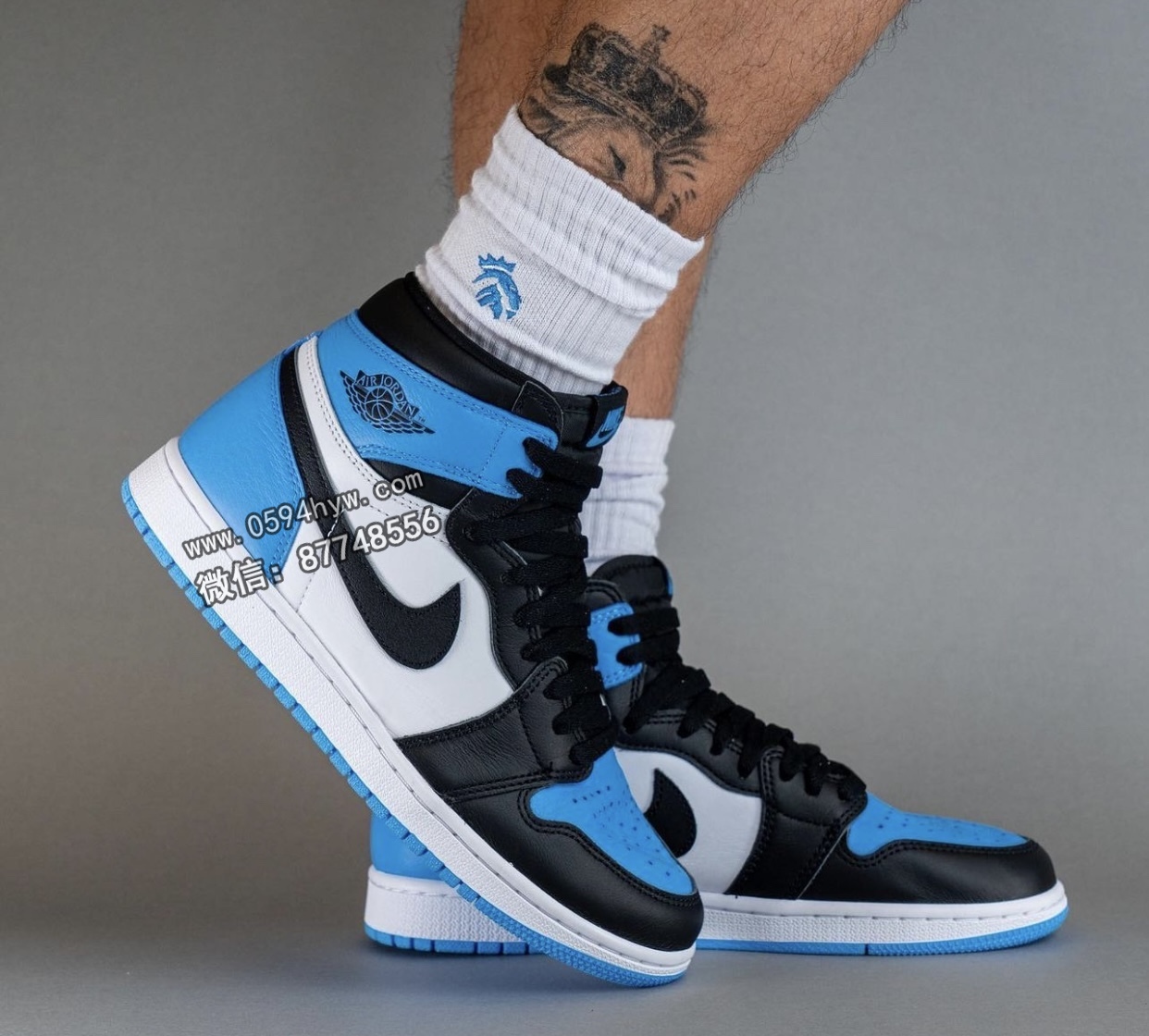 Air-Jordan-1-UNC-Toe-University-Blue-DZ5485-400-On-Feet-4