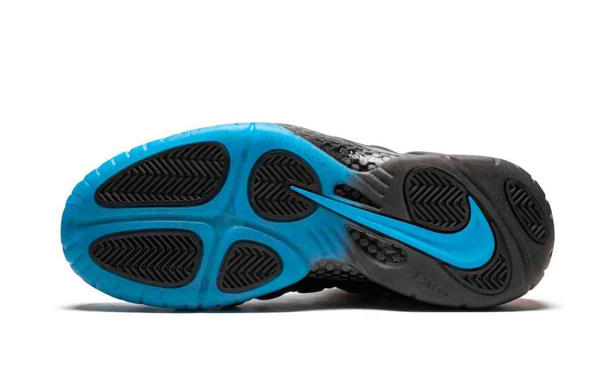 Nike Air Foamposite Pro Spider-Man 2014 616750-400
