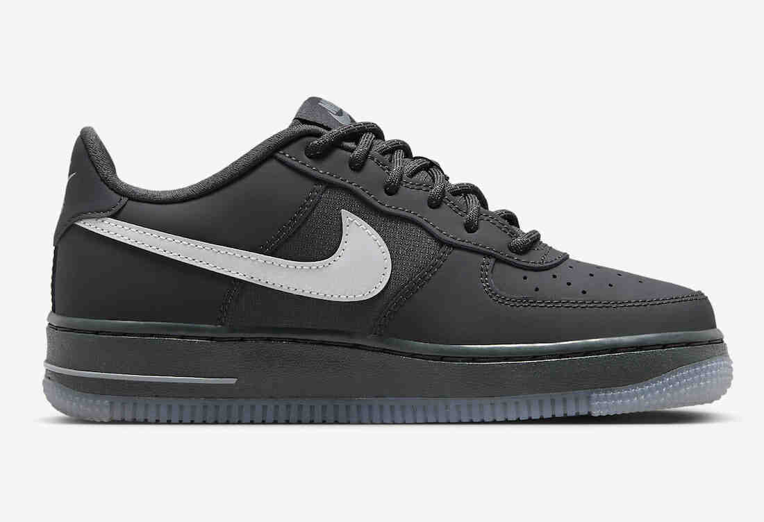 Nike Air Force 1 Low GS Reflective Swoosh FV3980-001