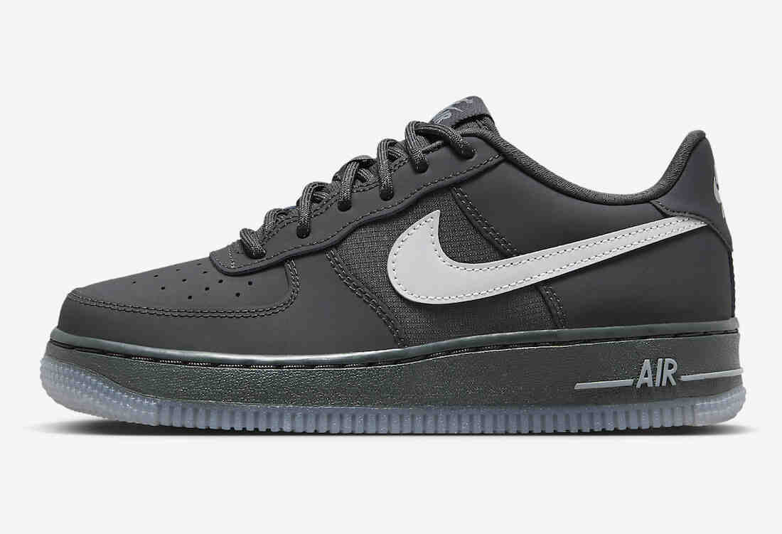 Nike Air Force 1 Low GS Reflective Swoosh FV3980-001