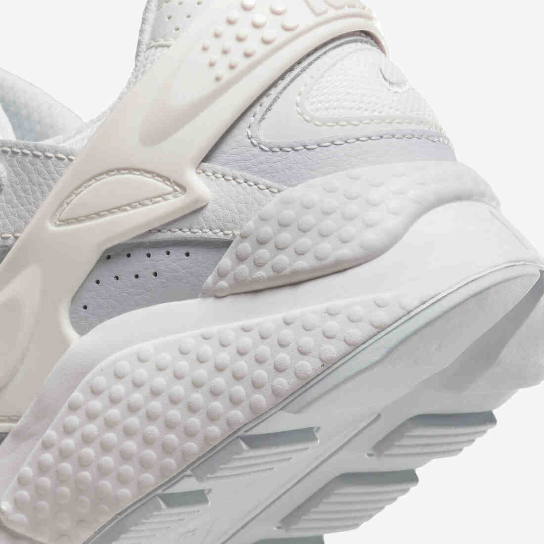 Nike Air Huarache Runner Summit White DZ3306-100