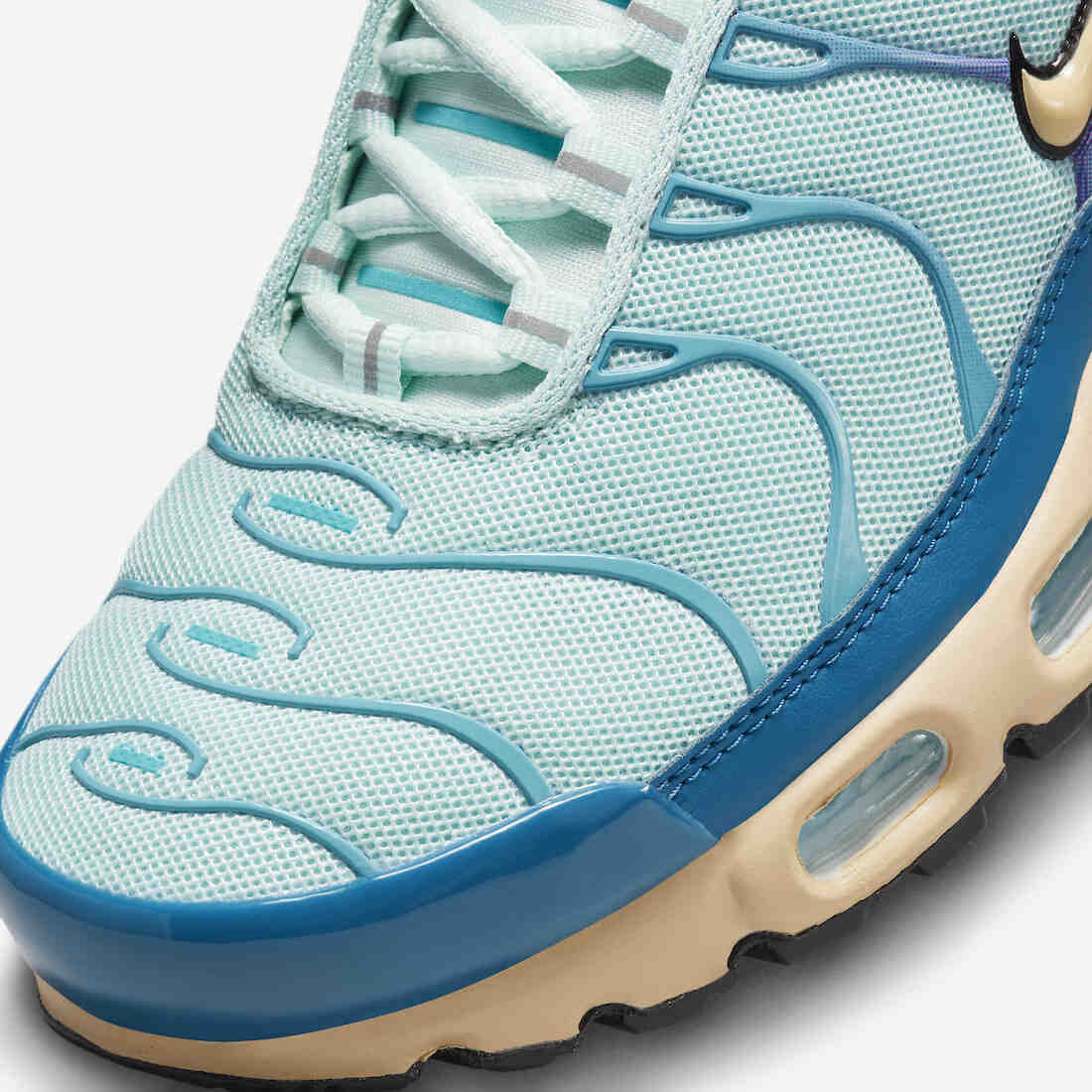 Nike Air Max Plus Jade Ice Sesame Industrial Blue DZ3671-300