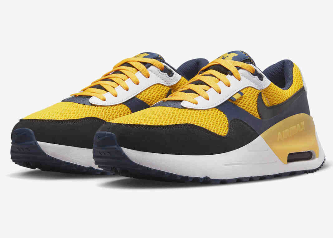 耐克Air Max SYSTM “Michigan “的官方照片