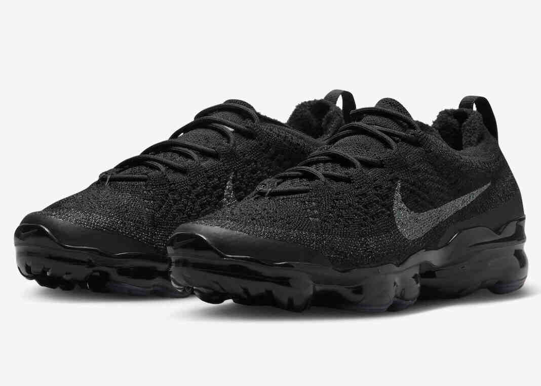 耐克Air VaporMax 2023 Flyknit采用全黑配色