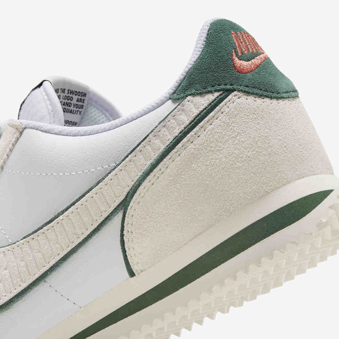 Nike Cortez All Petals United FQ0259-110