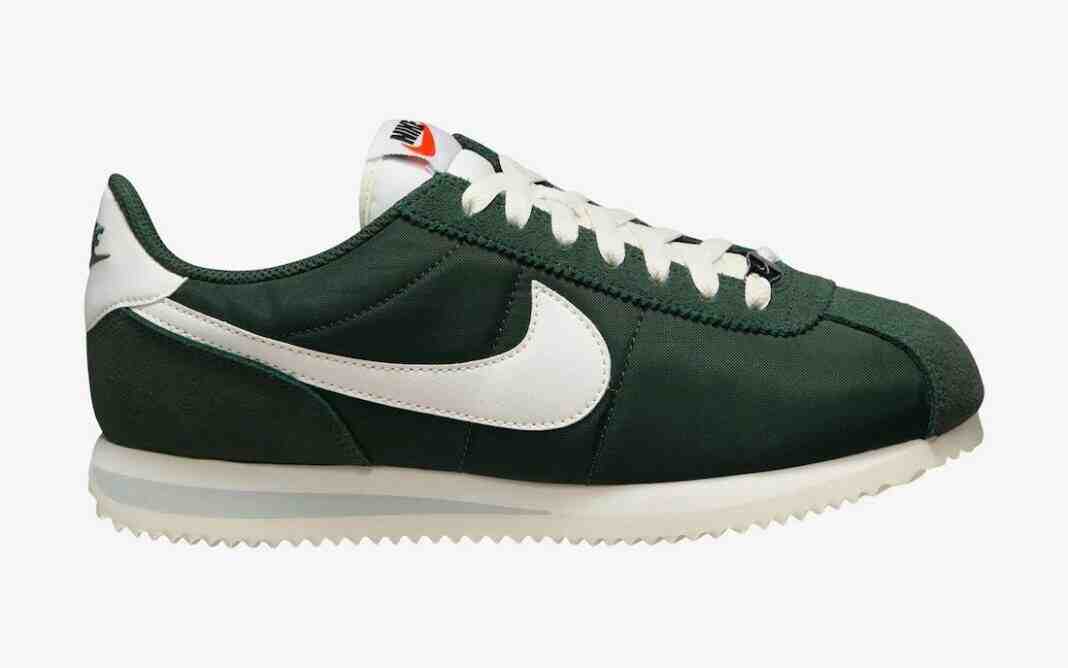 初见：Nike Cortez “Fir”