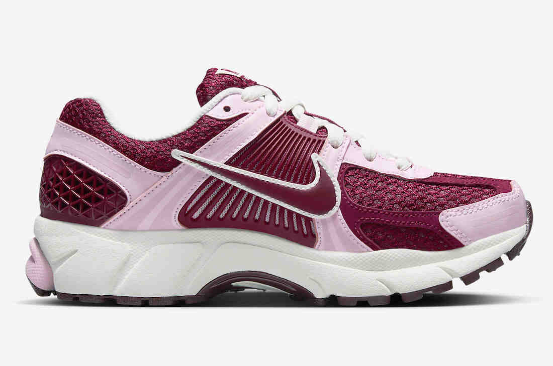 Nike Zoom Vomero 5 Pink Foam Team Red Nike Zoom Vomero 5 Pink Foam Team Red