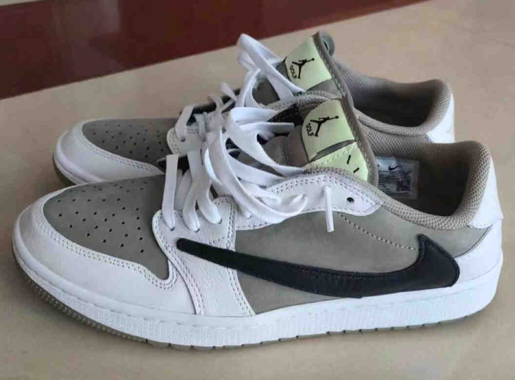 Travis Scott Air Jordan 1 Low Golf 2023