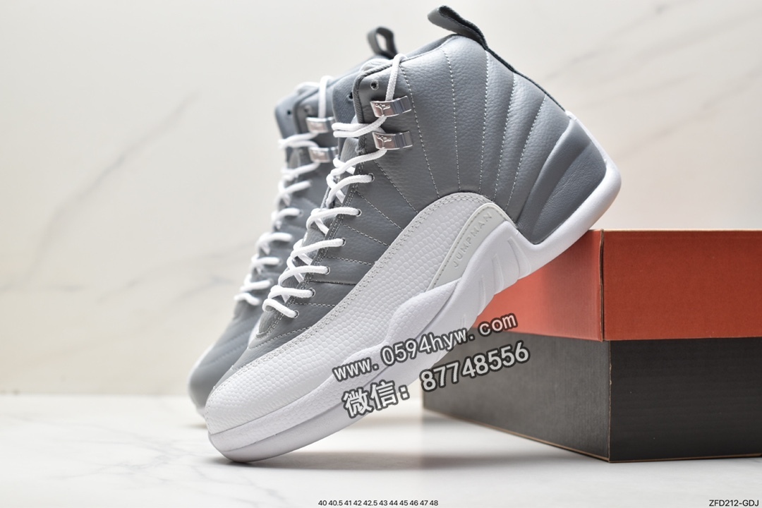 高帮, 篮球鞋, Jordan Air Jordan 12 retro“stealth", Jordan, DV6989-001, Aj1, Air Jordan 12, Air Jordan 1, Air Jordan - 乔丹 AJ12 Jordan Air Jordan 12 retro“stealth" 潮流 防滑耐磨减震 高帮 复古篮球鞋 男款 灰白 DV6989-001