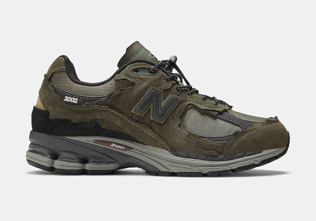 New Balance 2002R Protection Pack Ripstop M2002RDN