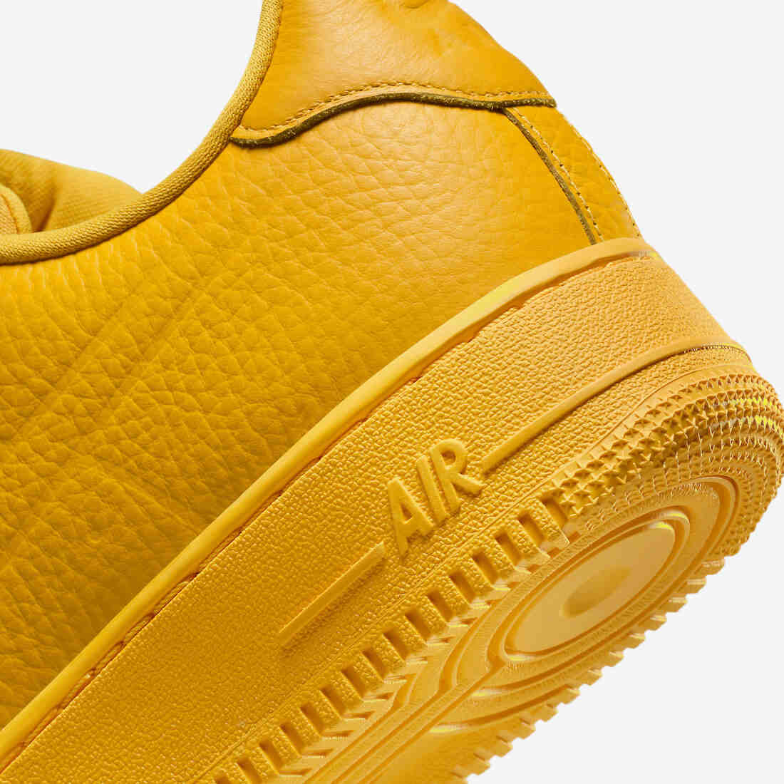 Nike Air Force 1 Low Waterproof University Gold FB8875-700