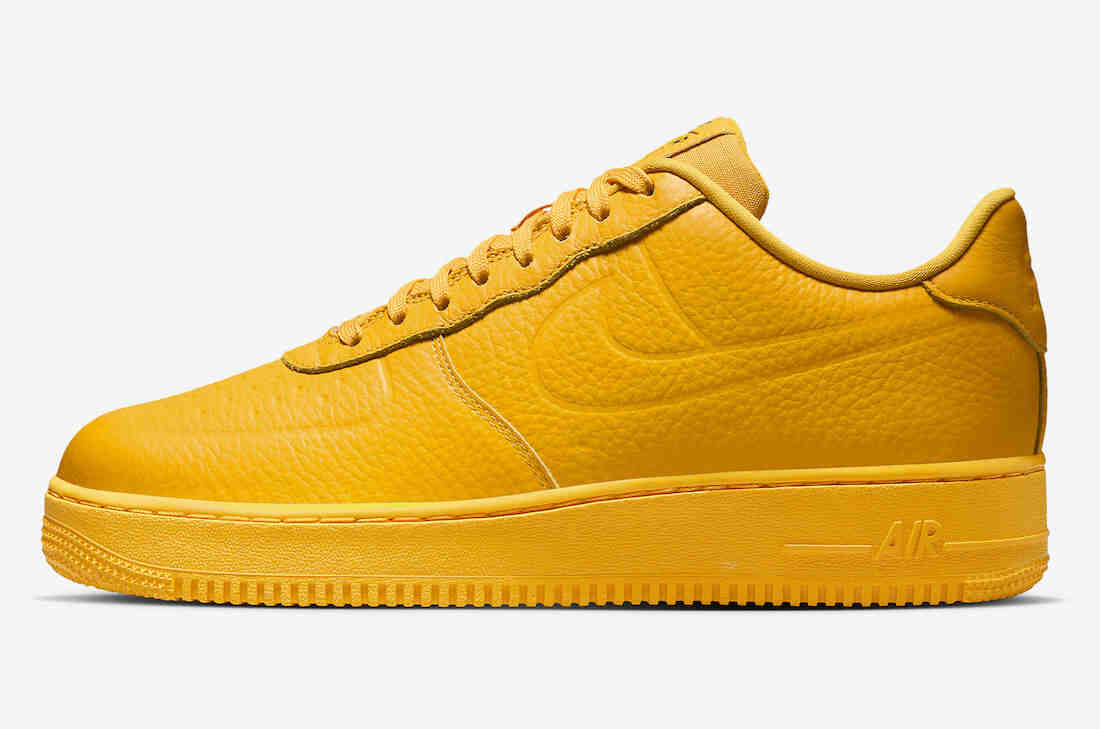 Nike Air Force 1 Low Waterproof University Gold FB8875-700