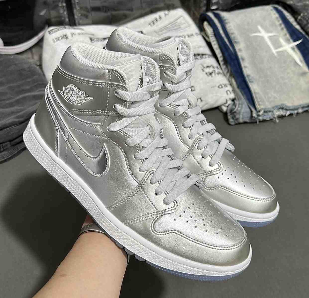 高帮, 乔丹, Swoosh, Jumpman, Jordan Brand, Jordan, HIGH, Eastside Golf, Air Jordan 1 Golf, Air Jordan 1, Air Jordan - Air Jordan 1 High Golf "Gift Giving" 2023 年秋季发布