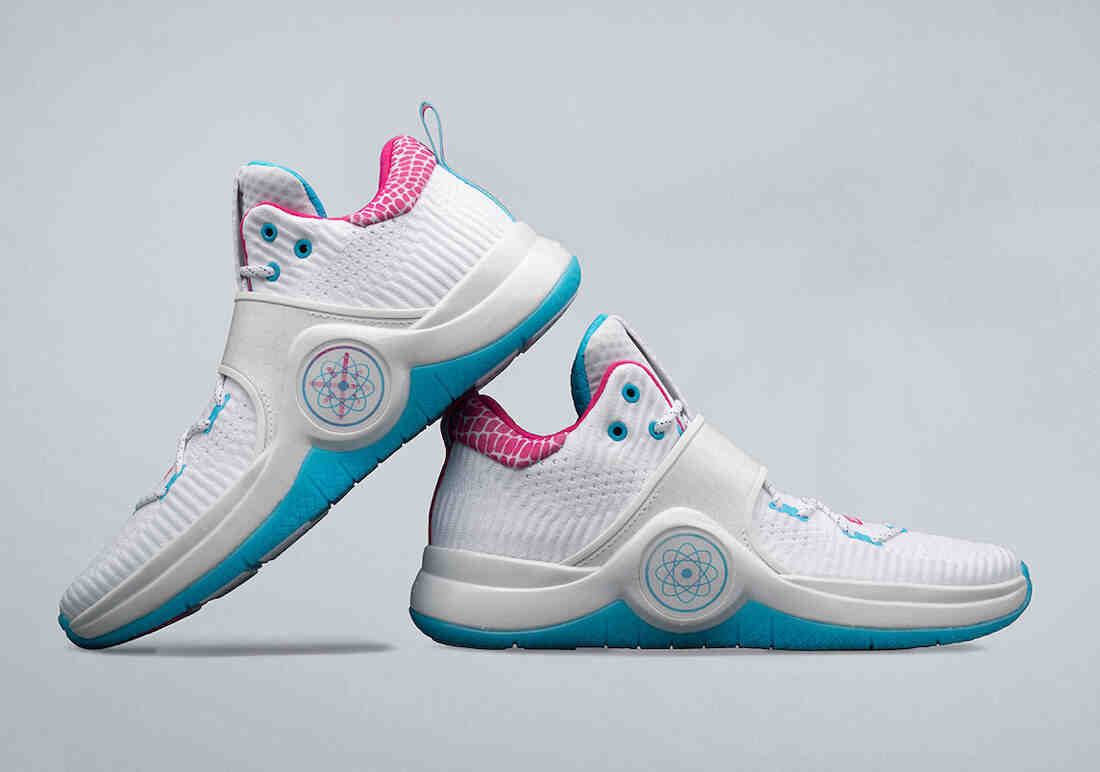 Li-Ning Way of Wade 6 Retro Buzzer Beater 2023