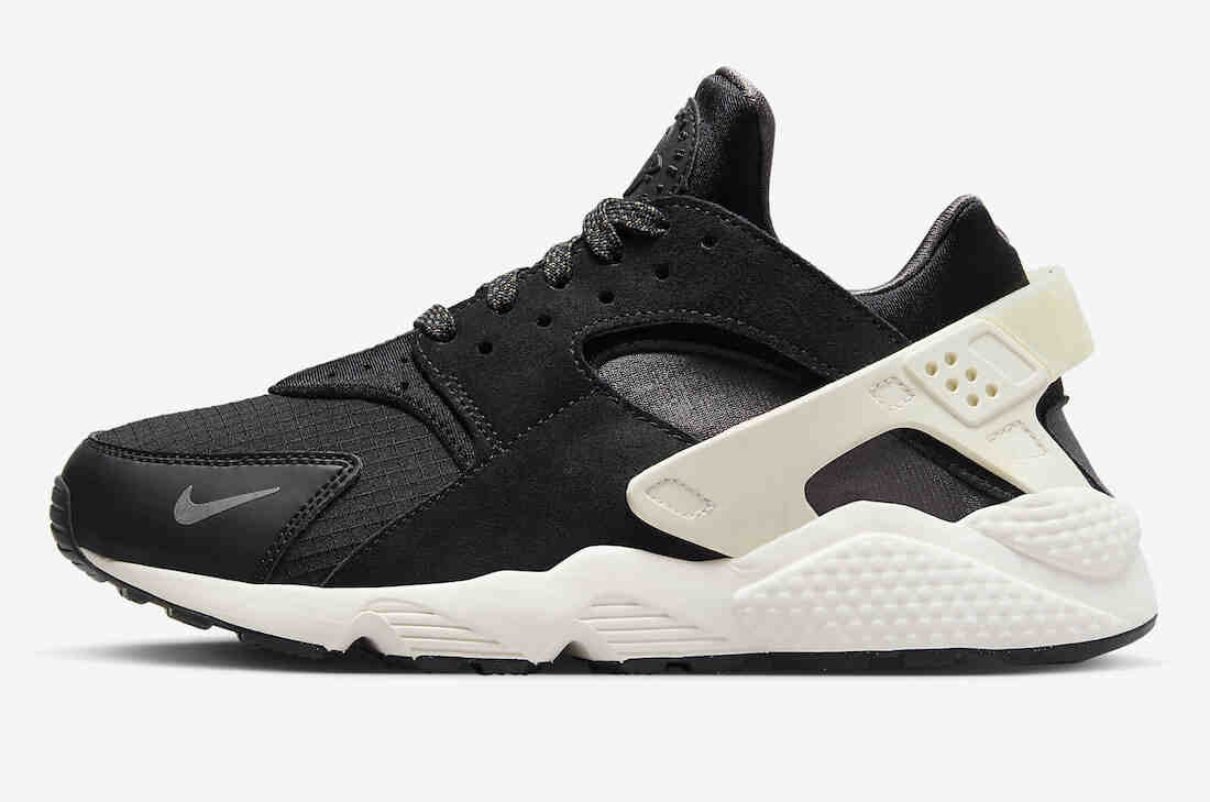 Anthracite and Black Nike Air Huarache