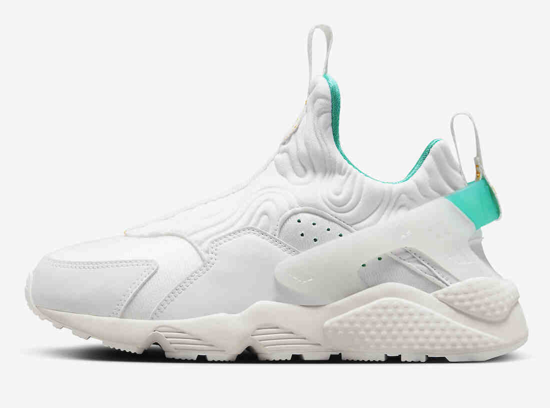 Serena Williams Design Crew Nike Air Huarache DX4260-100