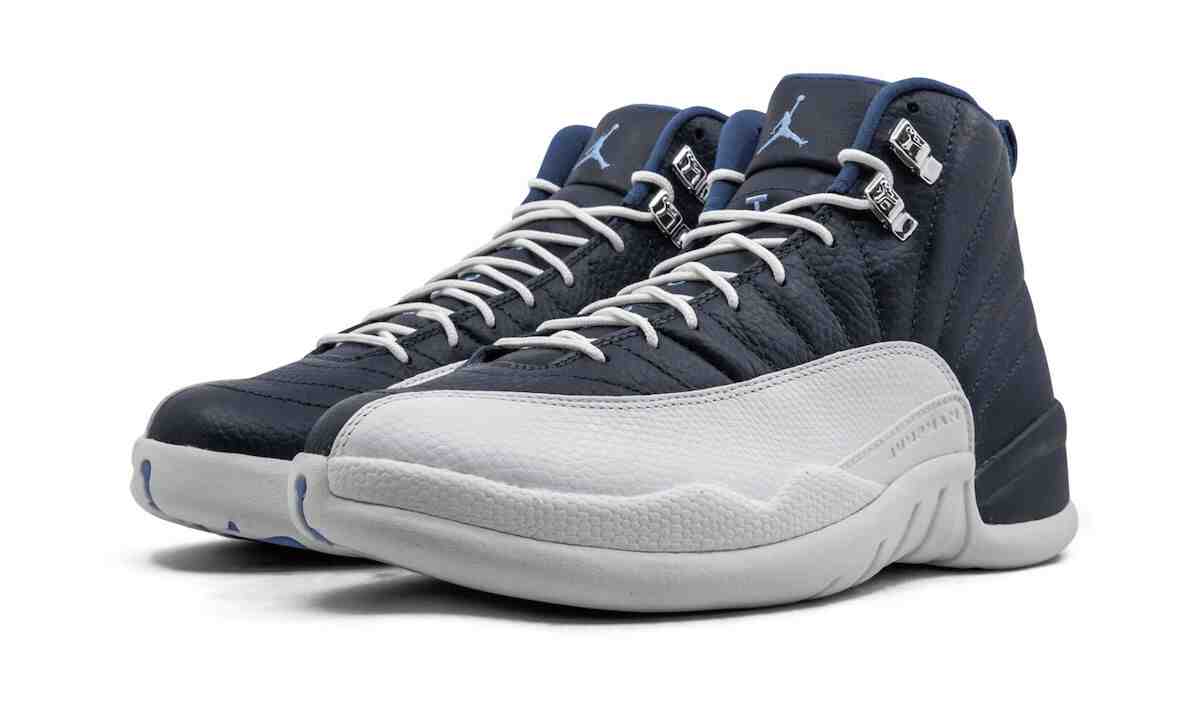 Jordan, Community Poll, Air Jordan 12 Taxi, Air Jordan 12 Obsidian, Air Jordan 12, Air Jordan 1, Air Jordan - 更好的 Air Jordan 12："出租车 "或 "黑曜石"