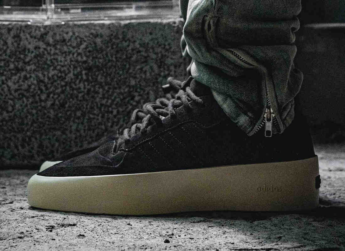 运动鞋, Fear of God, Black, adidas Originals, adidas Forum Lo, Adidas - 初见：Fear Of God x adidas Forum 86 Lo "核心黑 "系列