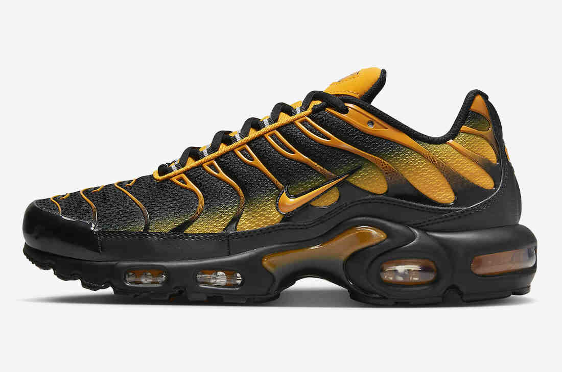 运动鞋, 耐克, Swoosh, Nike Air Max Plus, Nike Air Max, Nike Air, Air Max - 耐克 Air Max Plus 黑色和日晷色登场