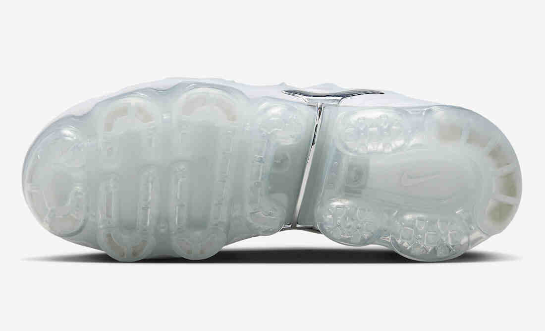 Vapormax, Nike Air VaporMax Plus, Nike Air VaporMax, Nike Air, NIKE, Air Vapormax Plus - Nike Air VaporMax Plus “White Chrome” 将于2023年冬季发布