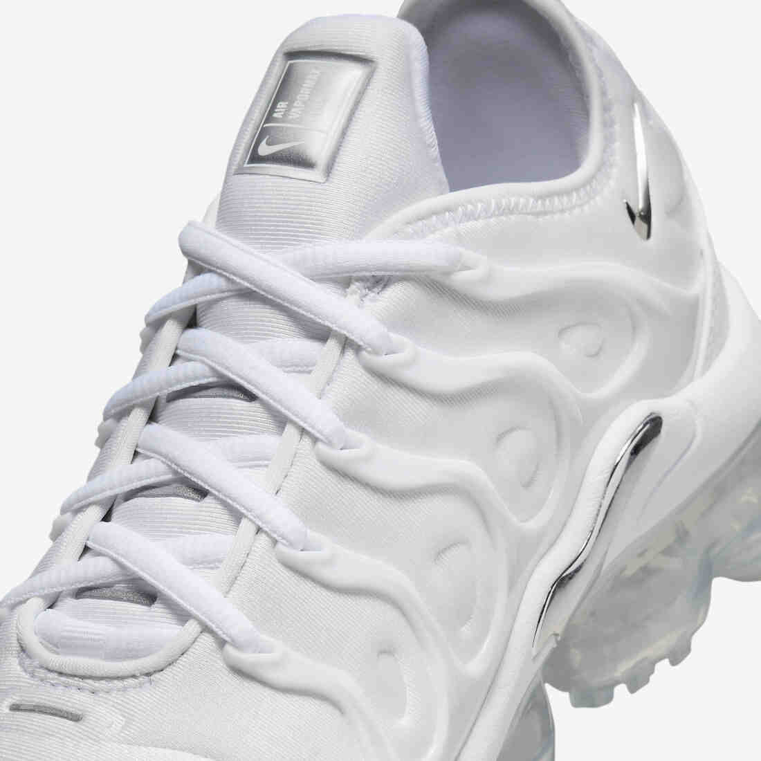 Vapormax, Nike Air VaporMax Plus, Nike Air VaporMax, Nike Air, NIKE, Air Vapormax Plus - Nike Air VaporMax Plus “White Chrome” 将于2023年冬季发布