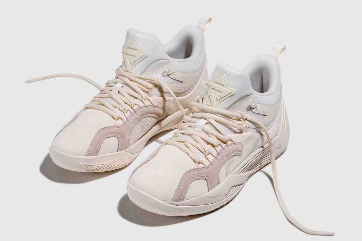 史密斯, Puma - Skylar Diggins-Smith x PUMA TRC Blaze Court NU 9 月 25 日发布