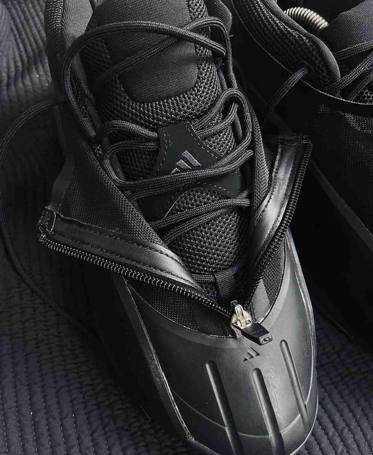 阿迪达斯, 运动鞋, Triple Black, Kobe Bryant, Kobe, Black, adidas Crazy IIInfinity, Adidas - 阿迪达斯 Crazy IIInfinity "三重黑 "10 月 15 日发售