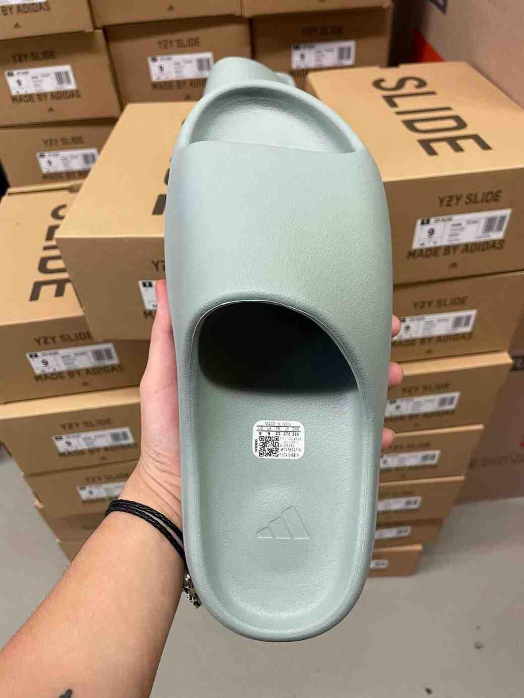 阿迪达斯, 运动鞋, 板鞋, Yeezy, EVA, adidas YEEZY Slides, Adidas - 初体验：阿迪达斯 Yeezy Slide "Salt" 鞋款