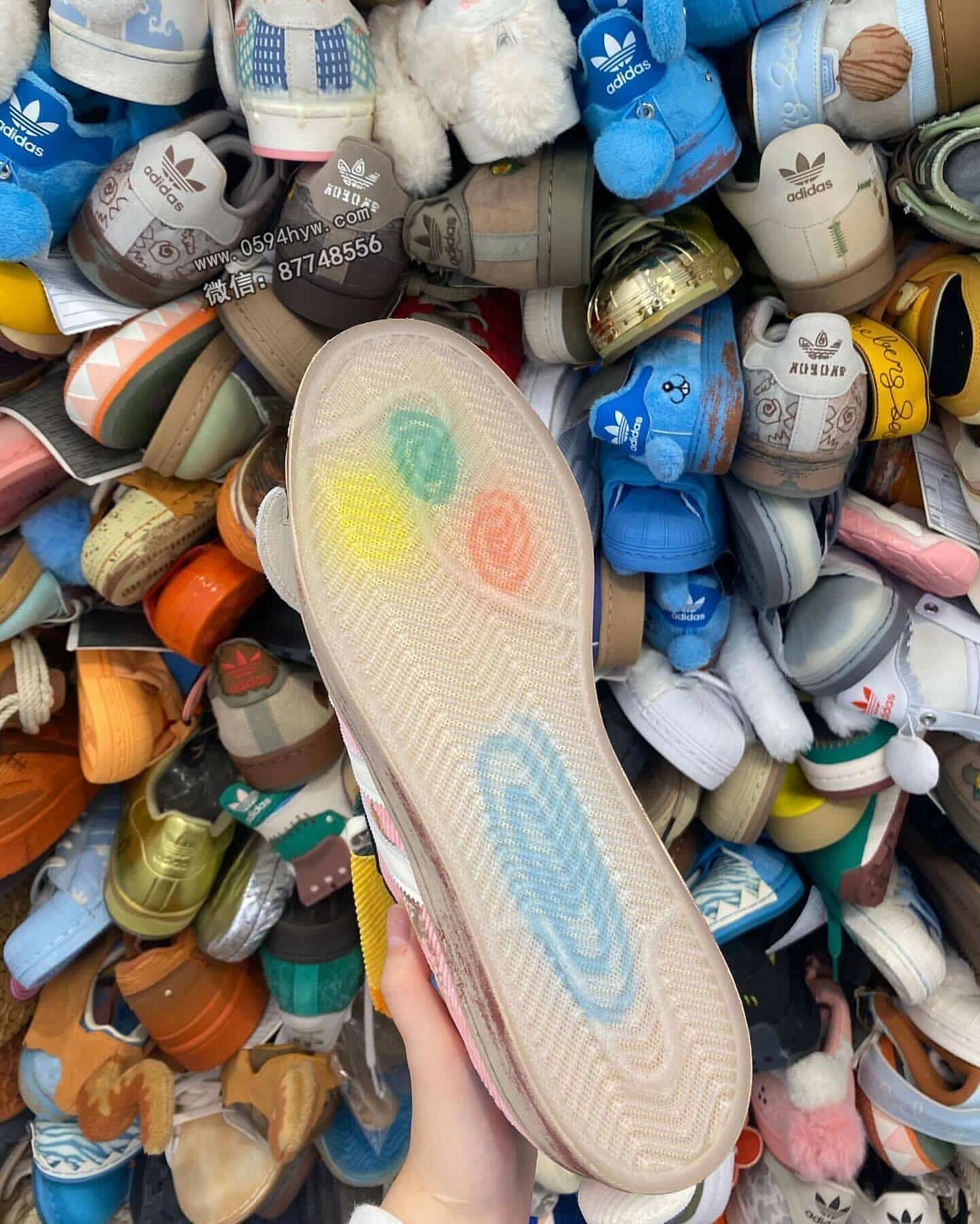 三叶草, Superstar, Sean Wotherspoon, Melting Sadness, adidas Originals, Adidas - 全新创意：三叶草惊艳玩转，惊喜登场“绒兔灯芯鞋”！