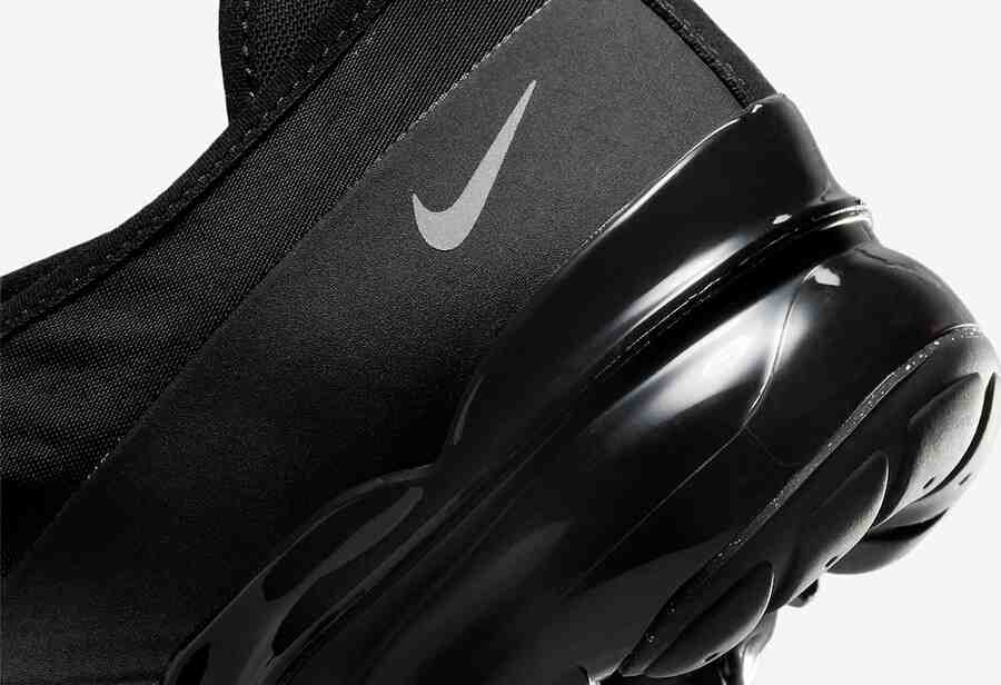 全新耀眼”黑武士”设计！Nike全新VaporMax Moc Roam即将登场！
