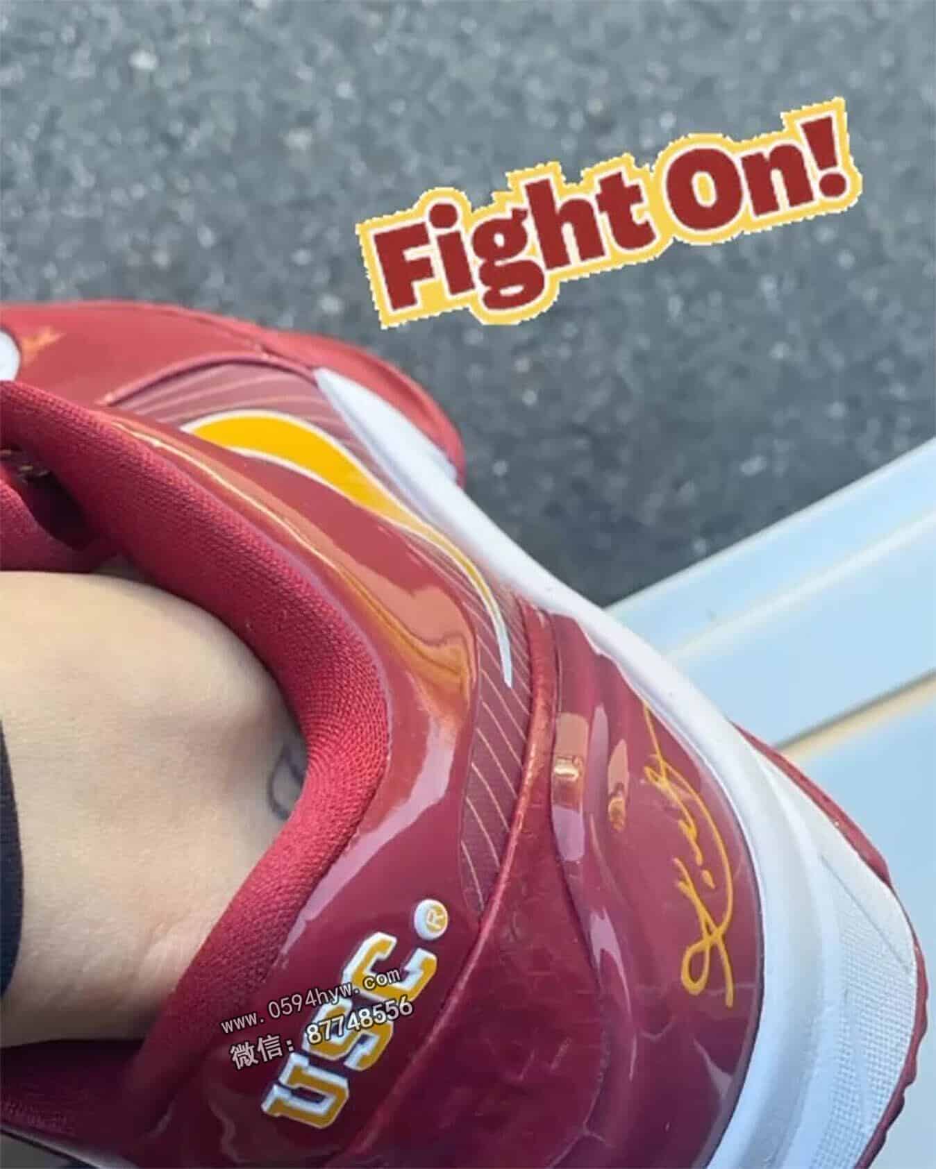 USC, Nike Kobe 4, NIKE, Kobe 4, Kobe - 网友纷纷表示：真心希望能够得到瓦妮莎亲自晒的还未上市的Kobe 4！