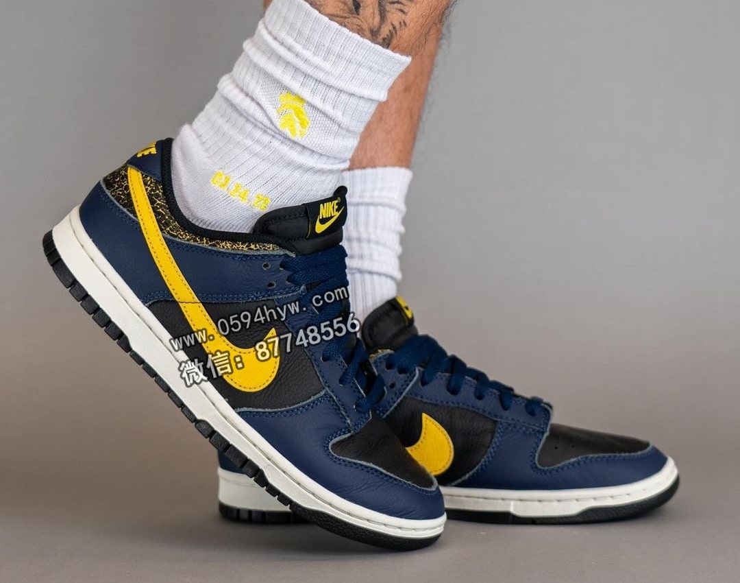 Nike Dunk Low Vintage, Nike Dunk Low, Nike Dunk, NIKE, Michigan, FZ4014-010, Dunk Low, Dunk - "Nike Dunk Low '密西根' 新鞋展示！给鞋评分如何？"