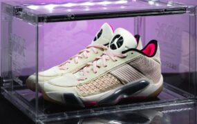 2024年1月发布的Air Jordan 38低帮鞋“椰奶色”