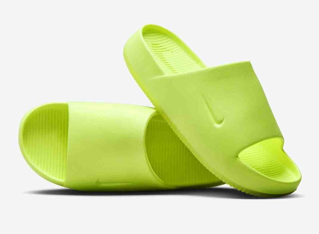 Nike Calm Slide“Volt”将于2023年秋季发布。