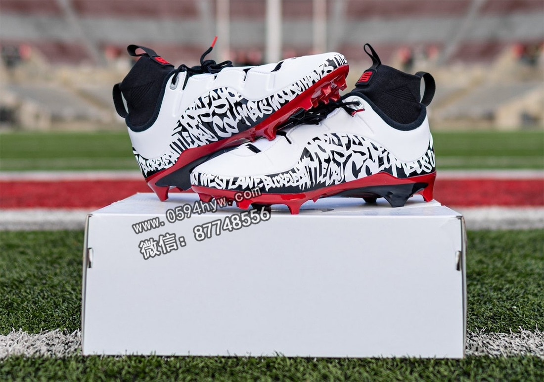 Nike LeBron 4 Graffiti, Nike LeBron 4, NIKE, LeBron James, LeBron 4, LEBRON, James - LeBron James Gifts Ohio State Nike LeBron 4 “Graffiti” PE Cleats