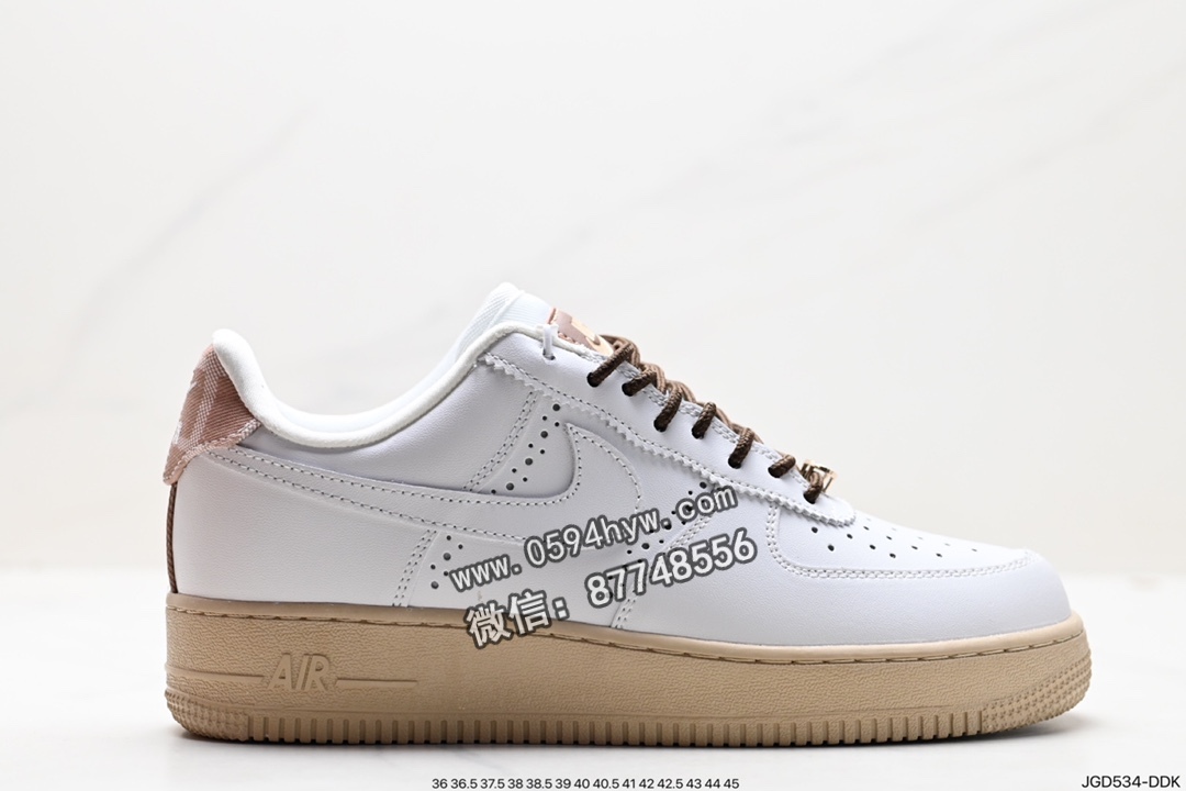 耐克Nike Air Force 1 Low 空军一号低帮百搭休闲运动板鞋 货号：FV3700-100