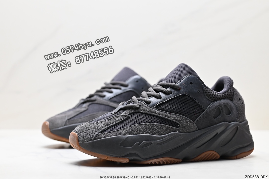 阿迪达斯, 老爹鞋, 复古老爹鞋, YEEZY 700, Yeezy, adidas Yeezy, Adidas - 阿迪达斯 Adidas YEEZY 700V2 'Static' 阿迪达斯椰子700二代复古老爹鞋 鞋型：Yeezy 700 V2 系列：Static 鞋帮高度：低帮 颜色：灰白反光 货号：FV9922