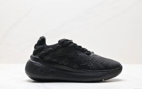 LV路易威登Louis Vuitton Trainer Maxi Low Sneaker