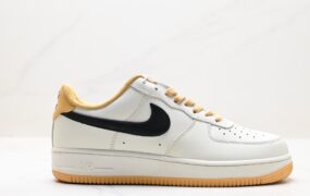 Nike Air Force 1 Low 空军一号低帮休闲运动板鞋 货号：UK3699-055