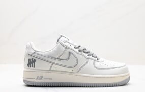 Nike Air Force 1 Low 空军一号低帮百搭休闲运动板鞋 货号：UK3699-055
