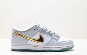 耐克 Sean Cliver x Nike SB DuNike Low “Holiday Special”