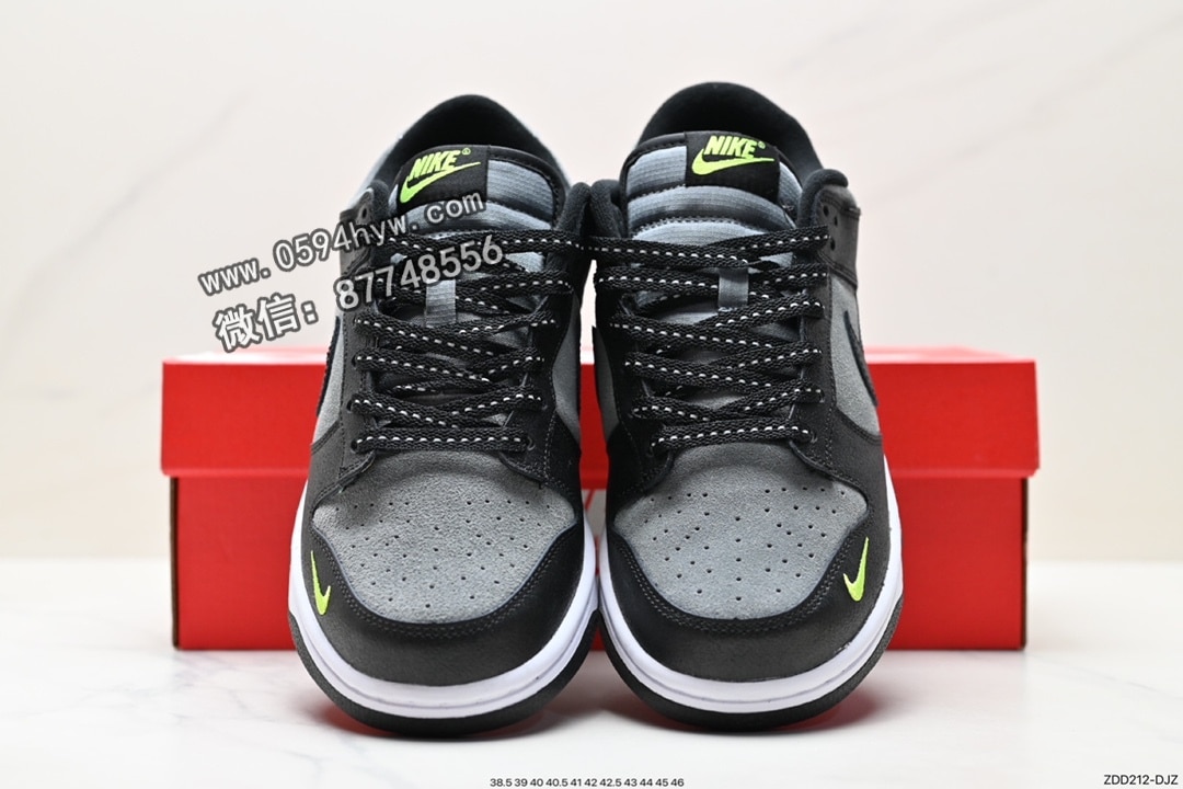运动鞋, 板鞋, 扣篮系列, Zoom, Nike SB, NIKE - Nike SB DuNike Low 扣篮系列 鞋子类型：休闲运动滑板板鞋 鞋帮高度：低帮 货号：FQ2205-001