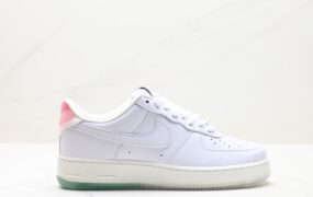 Air Force 1 ‘07 Low 原楦头原纸板
品牌：Air Force
系列：1 ‘07 Low
鞋子类型：低帮
鞋帮高度：原楦头原纸板
货号：DC3287-111