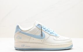 Air Force 1 ‘07 LV8 空军一号 采用了整体外观的工具灰色 外观使用纹理显示 冷色调填满整个鞋子结构 除了白色logo 鞋跟和鞋底 灰黑也填充了鞋子的其余部分
货号:JF1983-500
Size：36 36.5 37.5 38 38.5 39 40 40.5 41 42 42.5 43 44 45
ID:ZED212-DJE