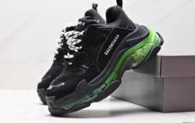 BALENCIAGA Triple S 三代做旧厚底老爹鞋 墨绿 组合底 飞织 高帮 珍藏版运动鞋 ID:ZDD538-DJE