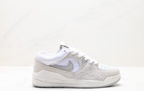 品牌：Air Jordan
系列：StAdidasium 9O StAdidasium
鞋子类型：篮球鞋
鞋帮高度：高帮
颜色：白灰
货号：DX4397-100