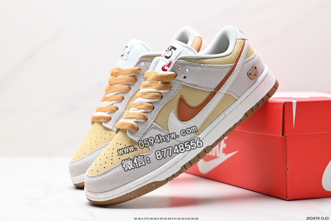 Swoosh, Nike Dunk Low SE “85”, Nike Dunk Low, Nike Dunk, NIKE, Dunk Low, Dunk - Nike DuNike Low SE “85” 绒面革 灰白红色 货号 DO9457-109 即可