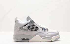 耐克 Nike Air Jordan 4 Retro GS 鞋子类型 中帮篮球鞋 颜色 Linen 货号 AQ9129-001