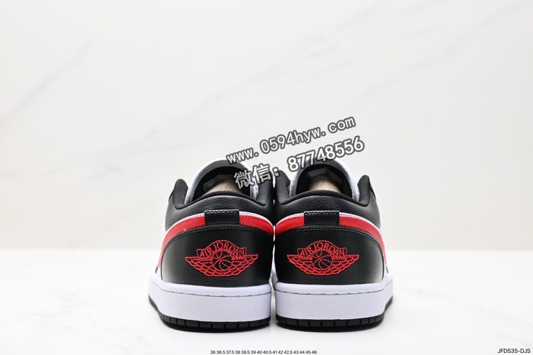 篮球鞋, 低帮篮球鞋, Jordan, Aj1, AJ, Air Jordan 1 Low, Air Jordan 1, Air Jordan - Air Jordan 1 Low AJ1低帮篮球鞋 品牌：Air Jordan 系列：AJ1低帮系列 鞋子类型：篮球鞋 鞋帮高度：低帮 货号：DC0774-062 尺码：36 36.5 37.5 38 38.5 39 40 40.5 41 42 42.5 43 44 45 46 商品ID：JFD535-DJS