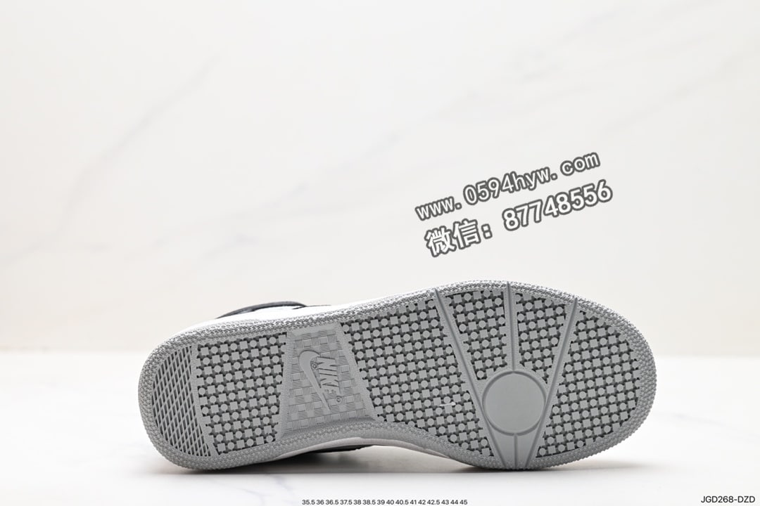 运动鞋, 清单, Travis Scott, Nike Mac Attack, NIKE, Mac Attack - Nike Mac Attack 中邦网球鞋 鞋舌标签鞋跟 内衬和中底上的“NIKE”字样 官方货号: FB8938-001